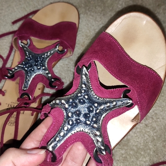 ENRICO FANTINI Garnet Suede Metal Starfish Flat Sandals - Picture 3 of 13